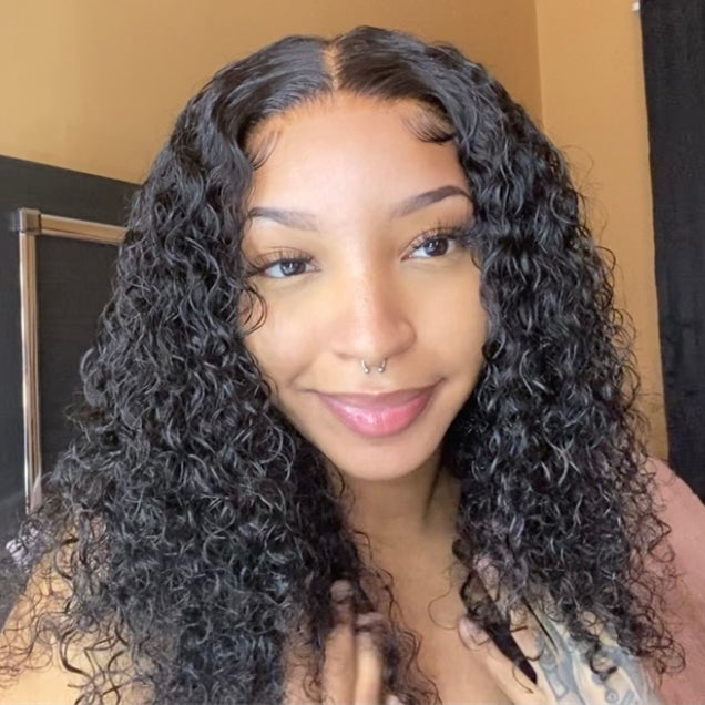 
            
                Load image into Gallery viewer, Transparent Clean Hairline Bleach Knots Lace Frontal Human Hair Wig Curl Style
            
        