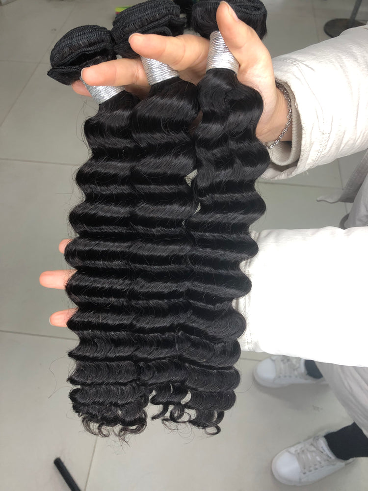 4 Bundles Deep Wave Human Hair Weave 100% Human Hair ,Double Weft No Shedding No Tangel